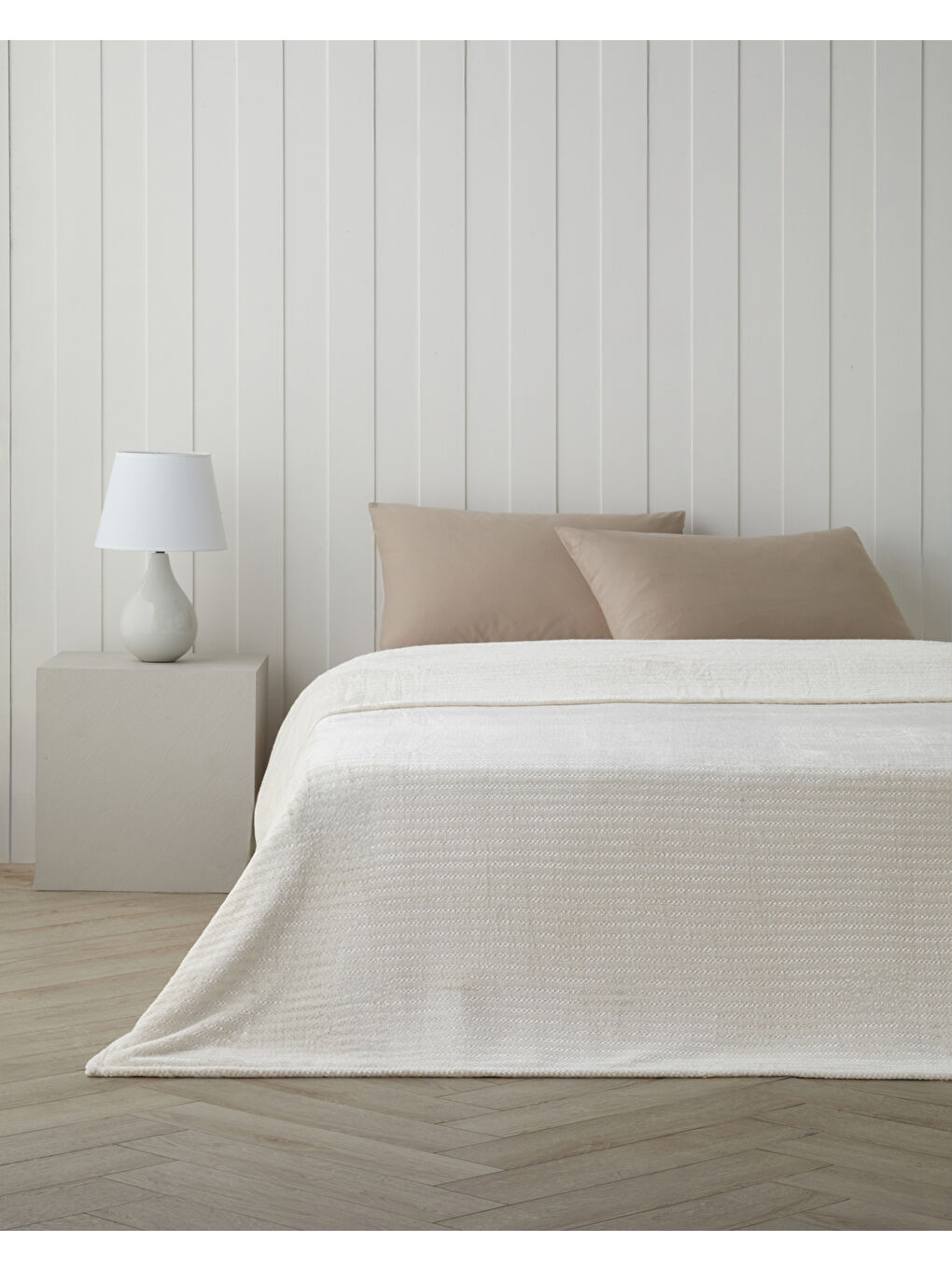 Ekru Shiny Lines Floşlu Supersoft Çift Kişilik Battaniye 200x220 cm Krem