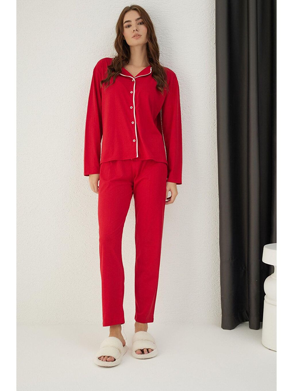 Kırmızı Pamuklu Düğmeli Pijama Takım-2