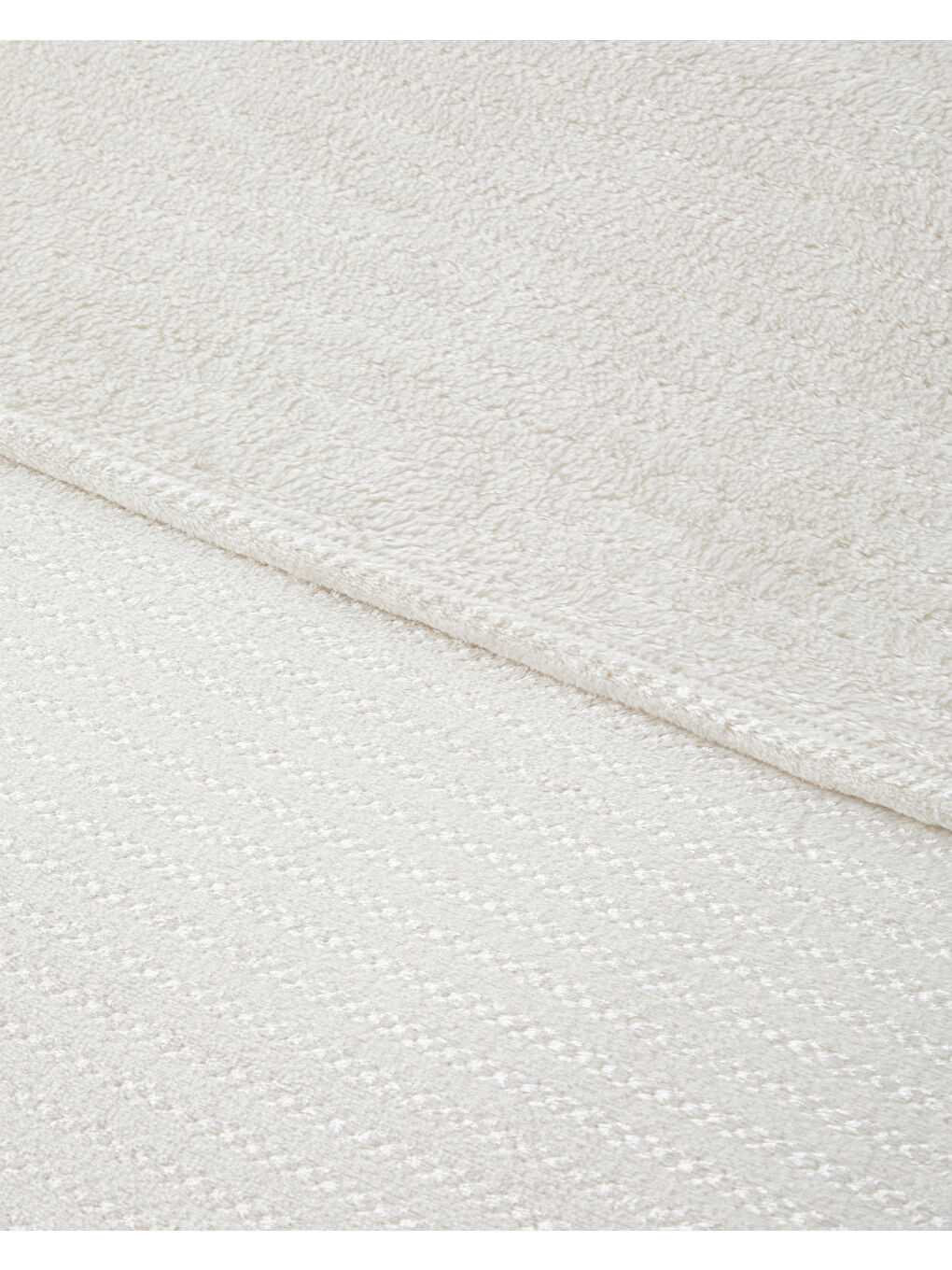 Ekru Shiny Lines Floşlu Supersoft Çift Kişilik Battaniye 200x220 cm Krem-2