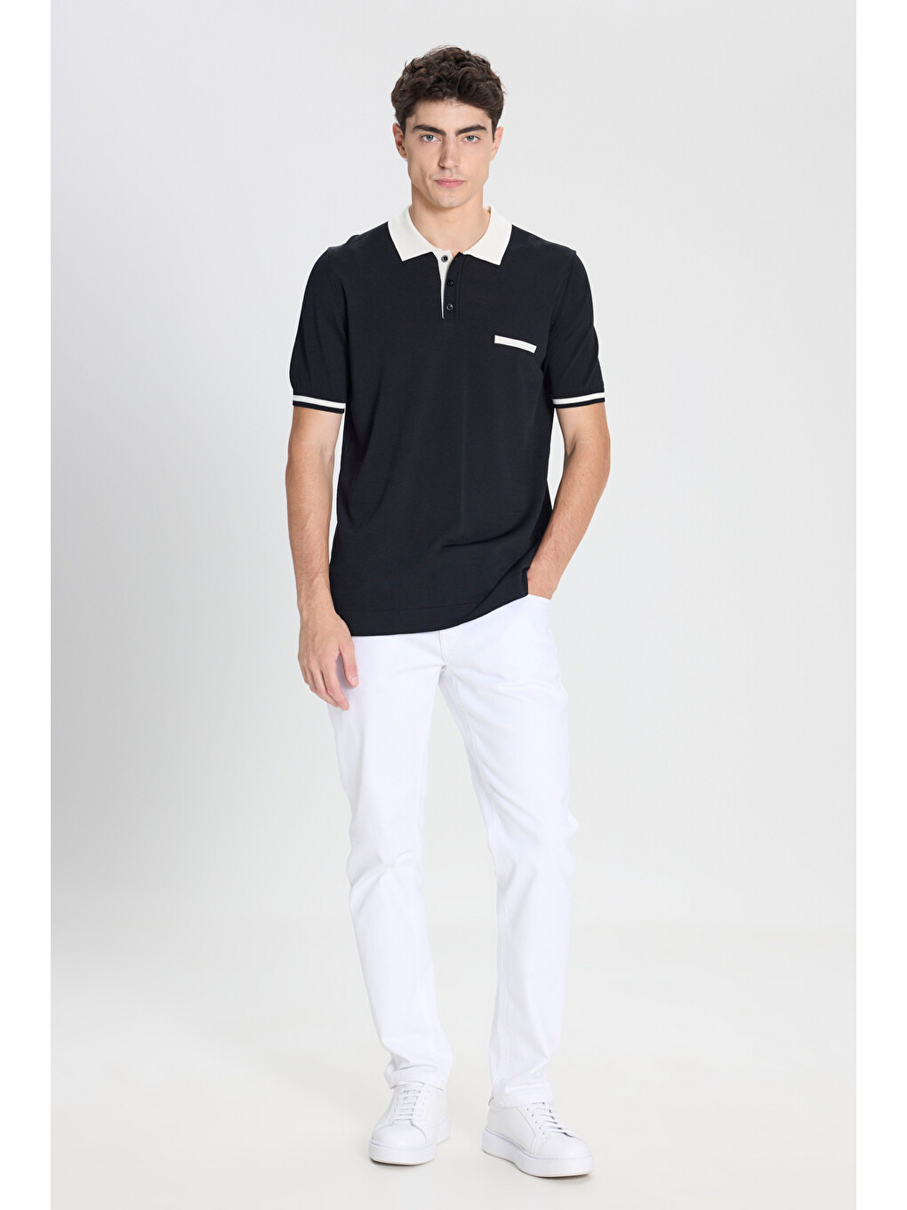 Erkek Siyah-Ekru Standart Fit Normal Kesim Polo Yaka Triko Tişört-1