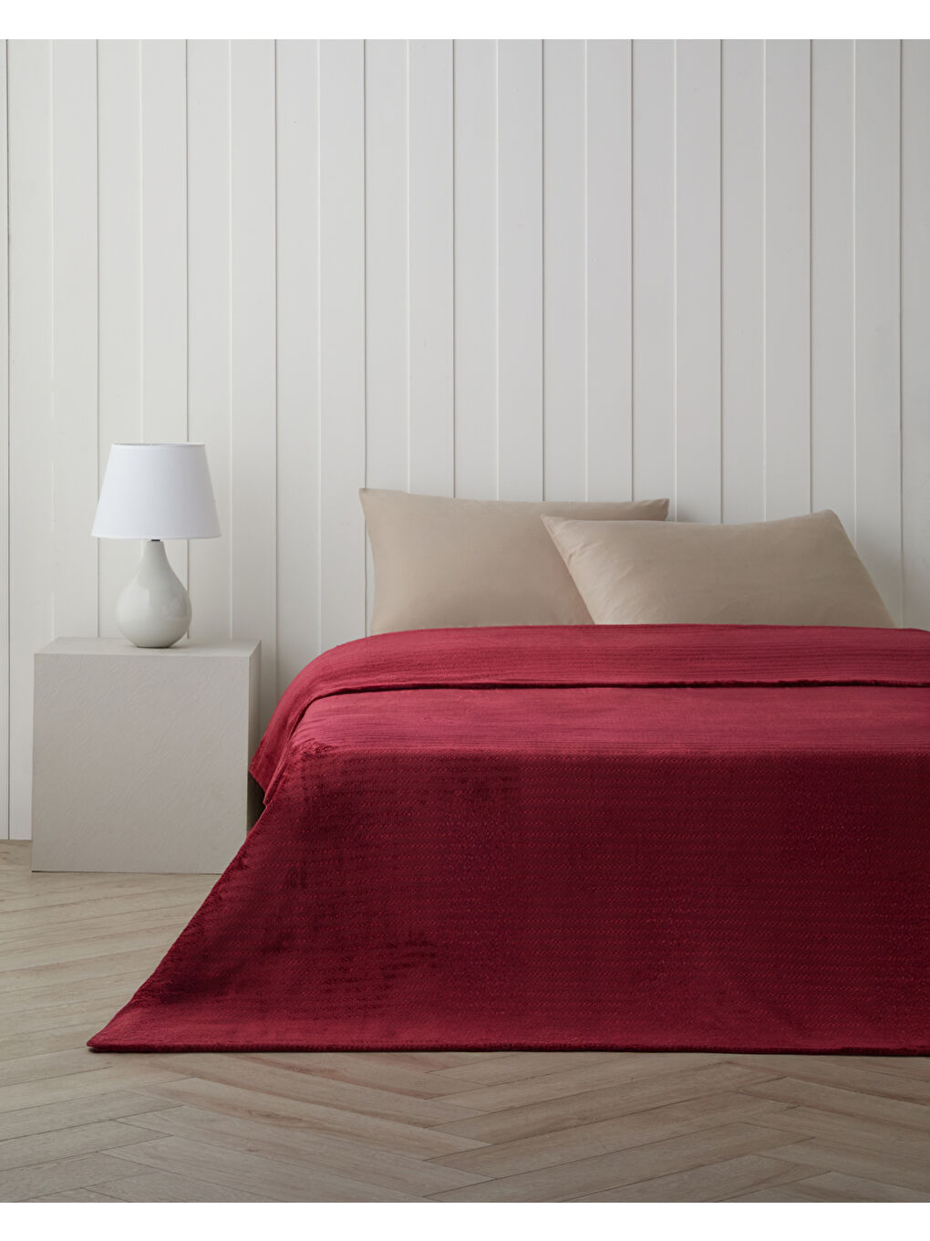 Shiny Lines Floşlu Supersoft Çift Kişilik Battaniye 200x220 cm Koyu Kırmızı