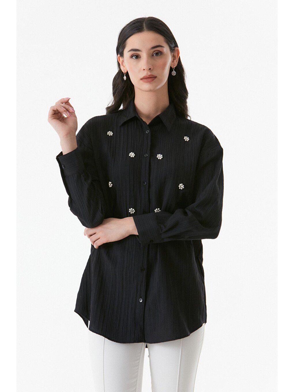 Siyah İncili Uzun Kollu Salaş Gömlek-1
