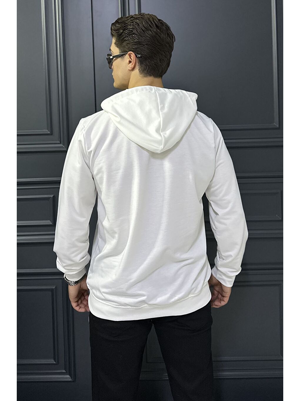 Ekru Erkek Kapüşonlu Kanguru Cepli Sweatshirt-1