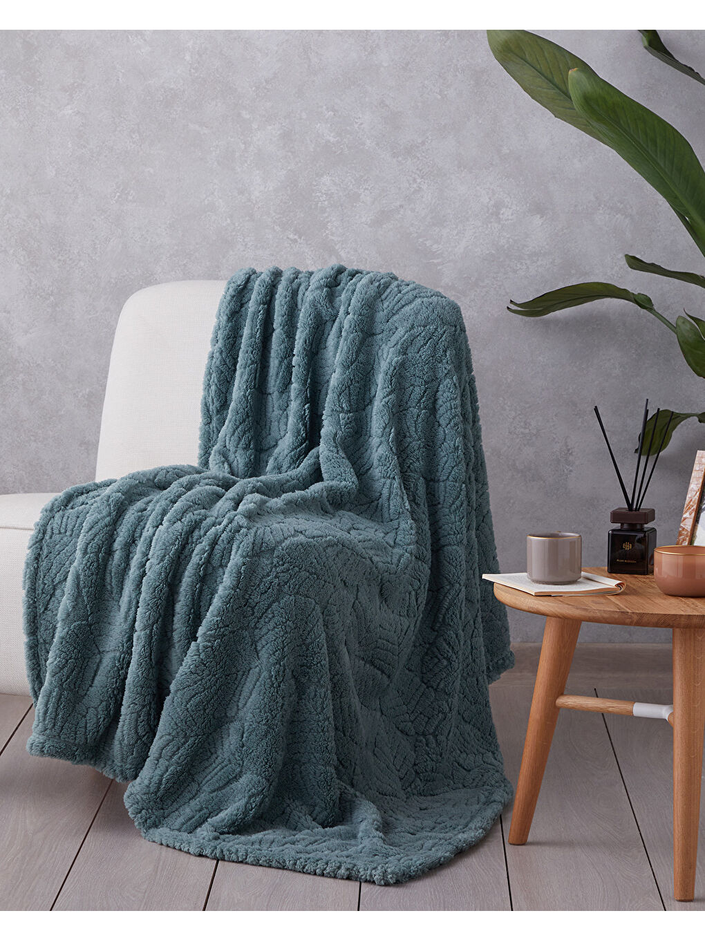 Yeşil Leafy Garden Jakarlı Wellsoft Tv Battaniye 120x160 cm Adaçayı-1