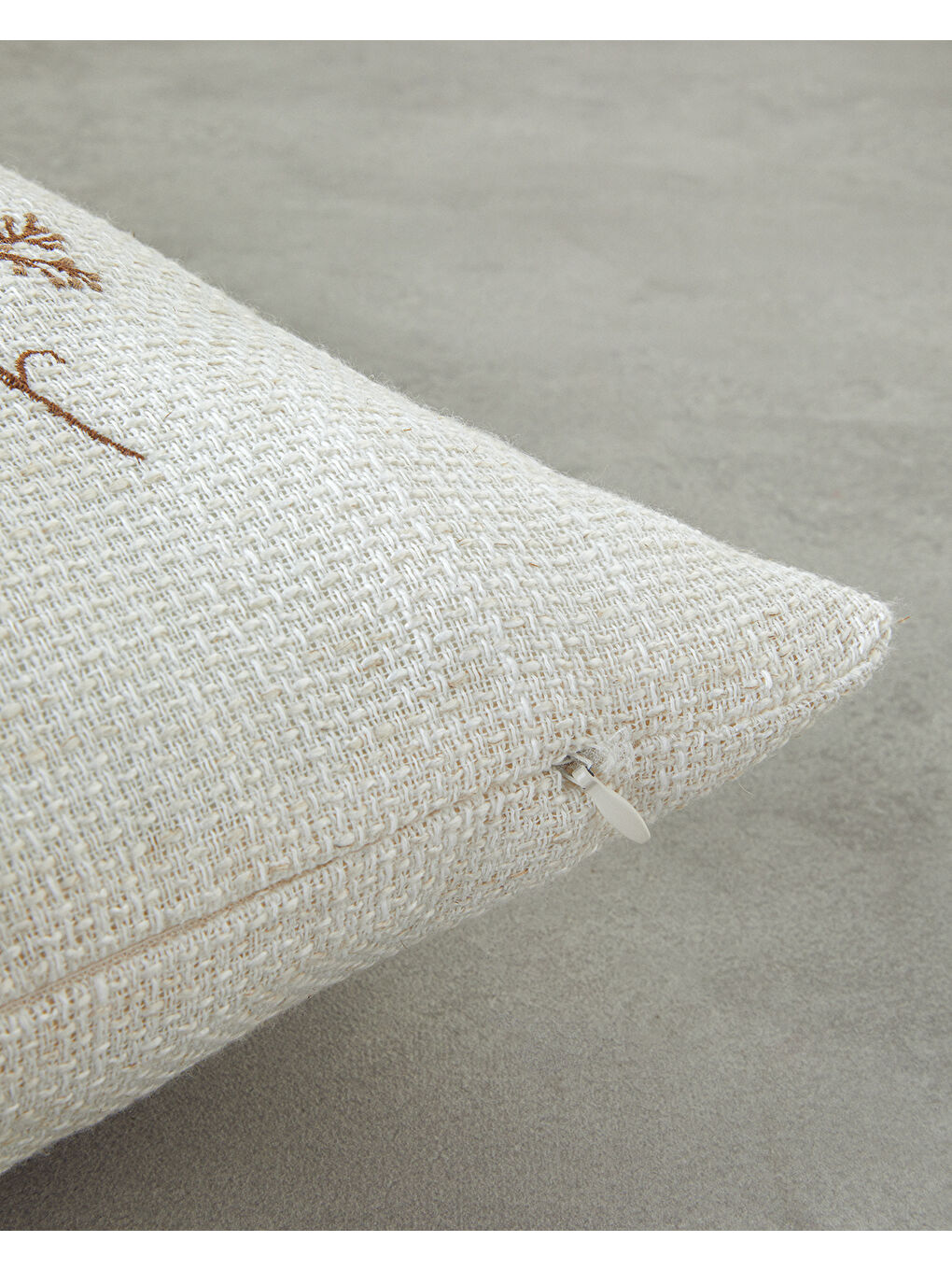 Serenita Nakışlı Dekoratif Kırlent 45x45 cm Ekru-2