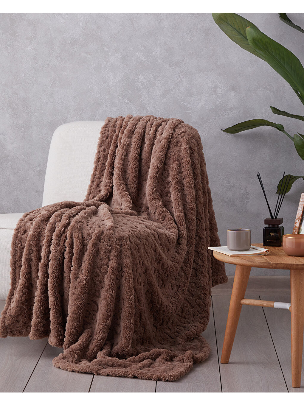 Leopard Jakarlı Wellsoft Tv Battaniye 120x160 cm Koyu Bej-1