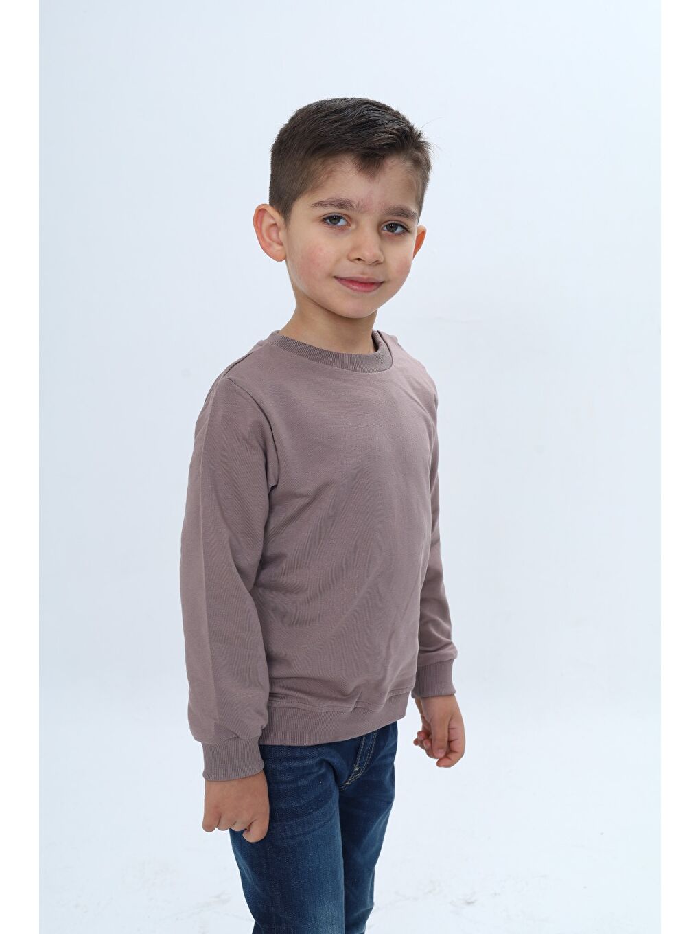 Kahverengi Erkek Çocuk Relax Fit Bisiklet Yaka Omuzu Çıtçıtlı Sweatshirt