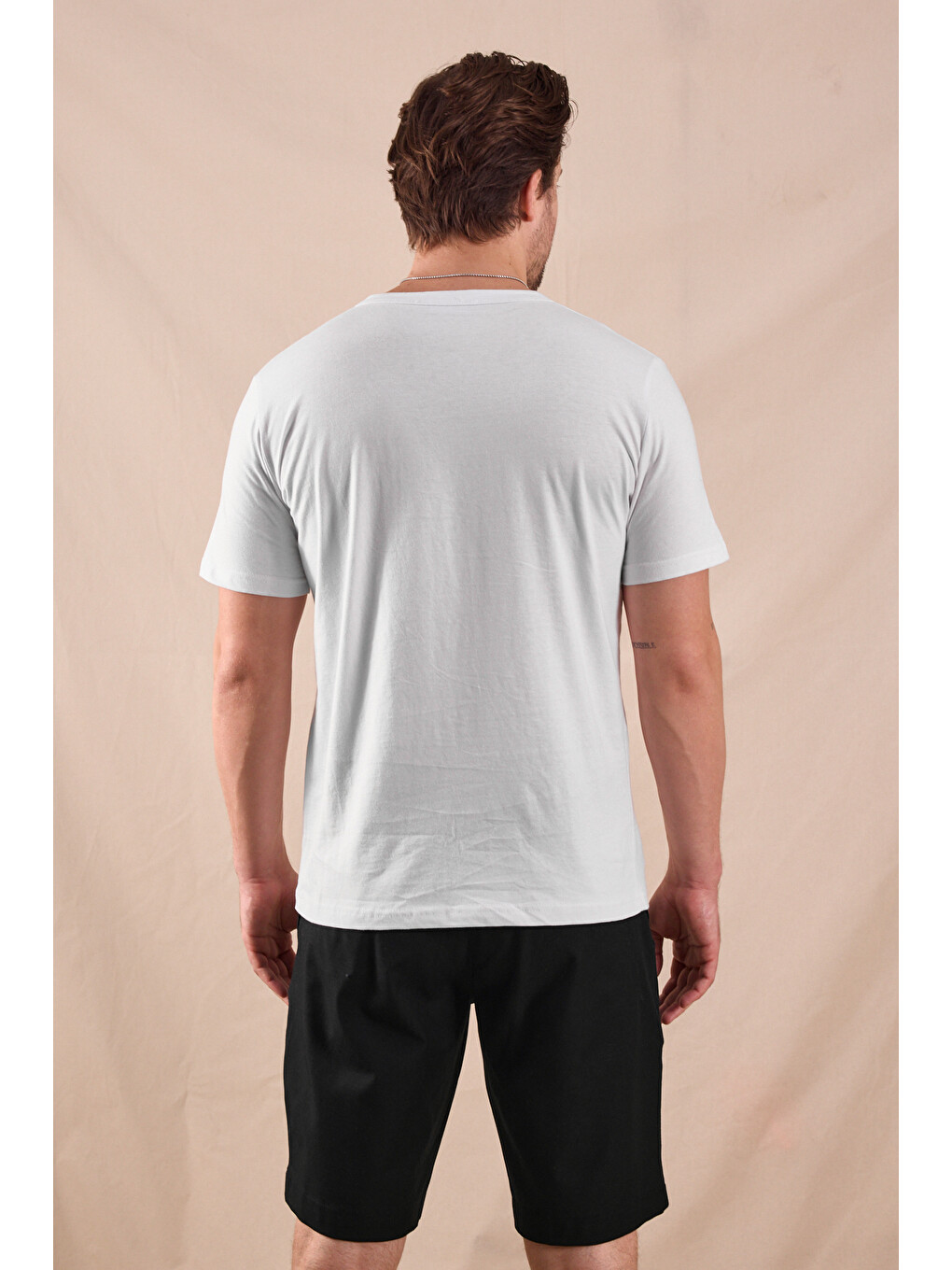Erkek Beyaz Normal Kalıp Rahat Basic T-shirt-2
