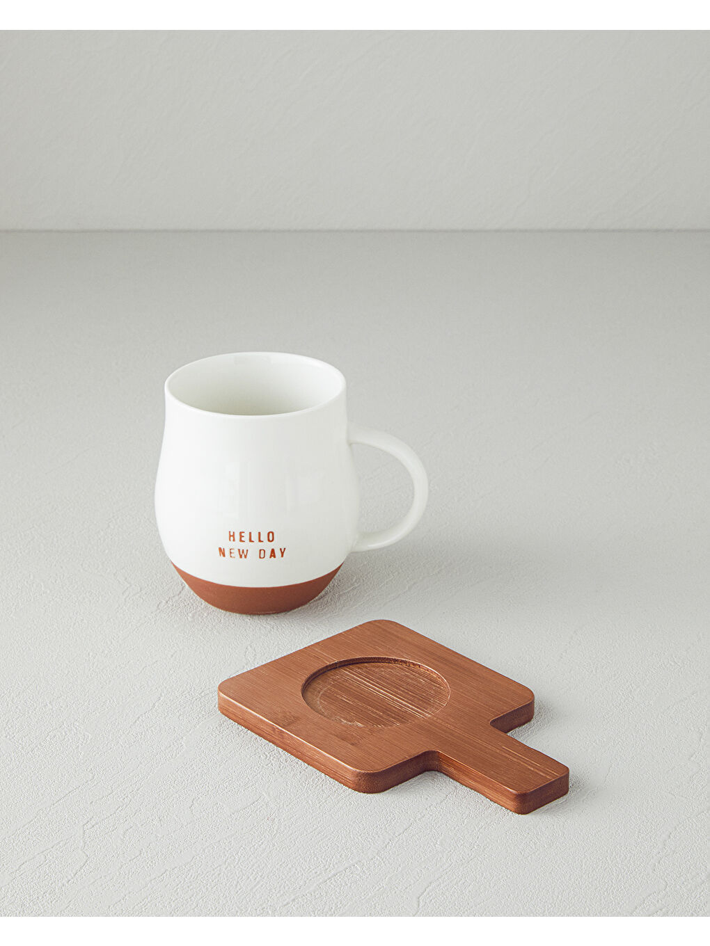 Hello New Day New Bone China Bardak Altlıklı Kupa 450 ml Beyaz-1