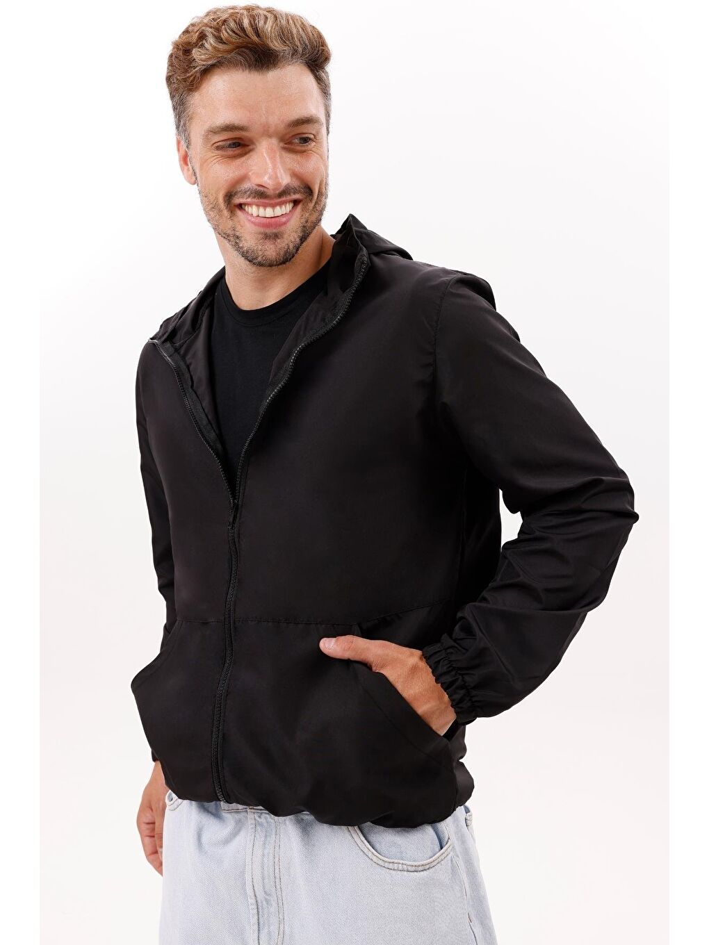 Siyah Erkek Kapüşonlu Su Ve Rüzgar Geçirmez Astarlı Oversize Yağmurluk-1