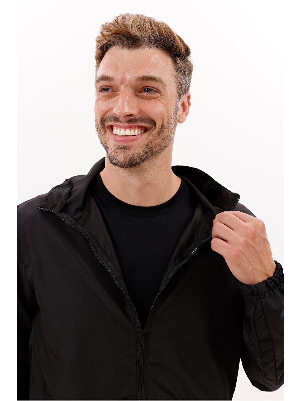 Siyah Erkek Kapüşonlu Su Ve Rüzgar Geçirmez Astarlı Oversize Yağmurluk-2