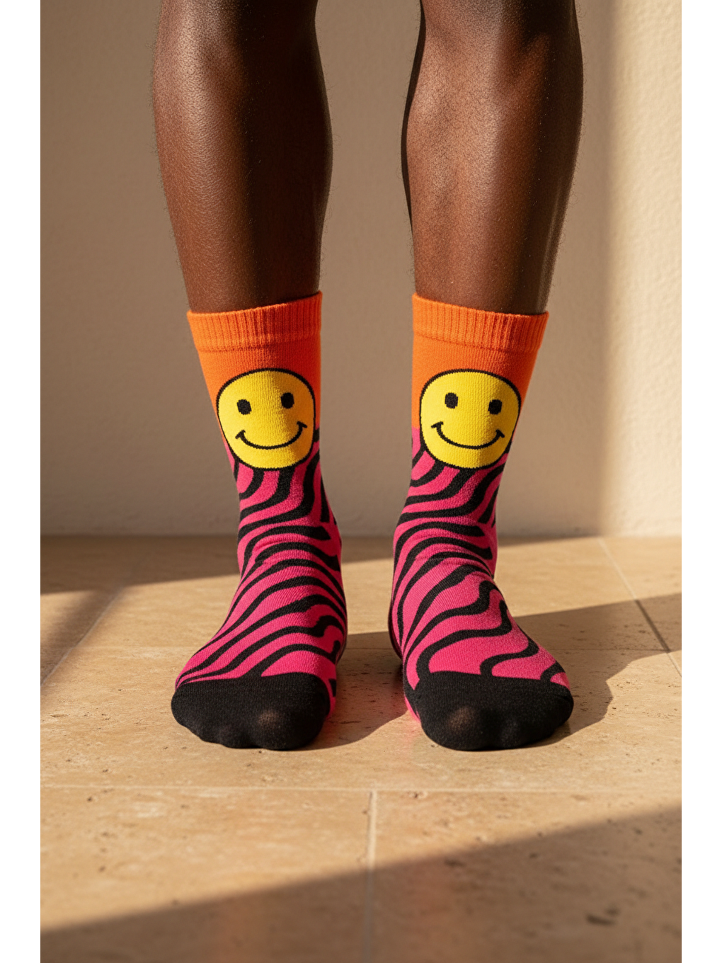 Karışık Unisex Pop Art Gülen Yüz Desenli Soket Çorap-1