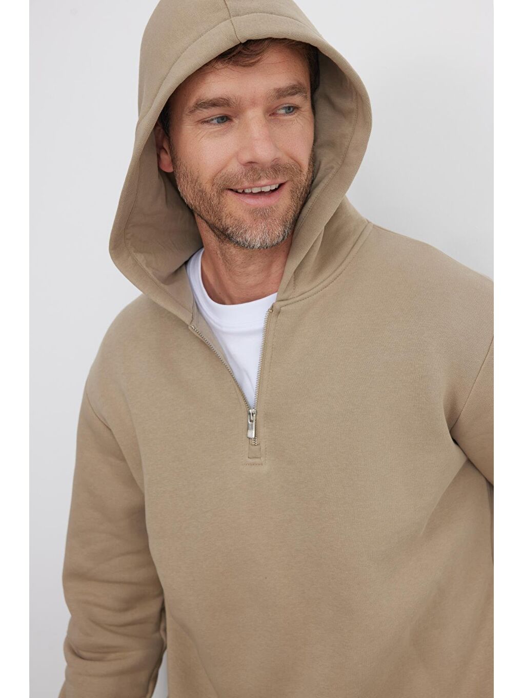 Bej Unisex Relax Fit Rahat Kesim Pamuklu İçi Polarlı Yarım Fermuarlı Gri Kapüşonlu Sweatshirt-1