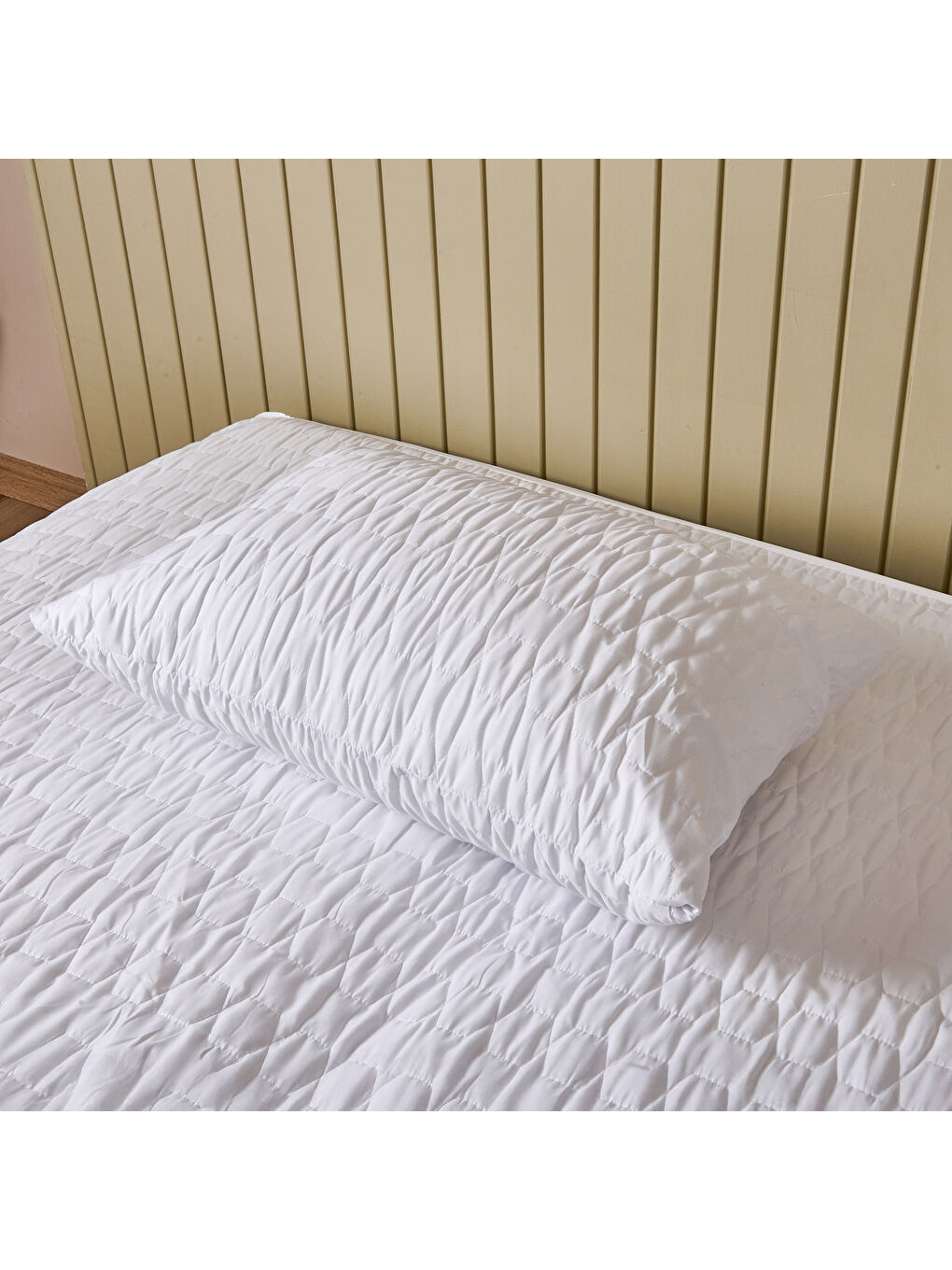 Soft Sıvı Geçirmez Kapitoneli Yastık Alezi - Beyaz - 50x70 cm-2