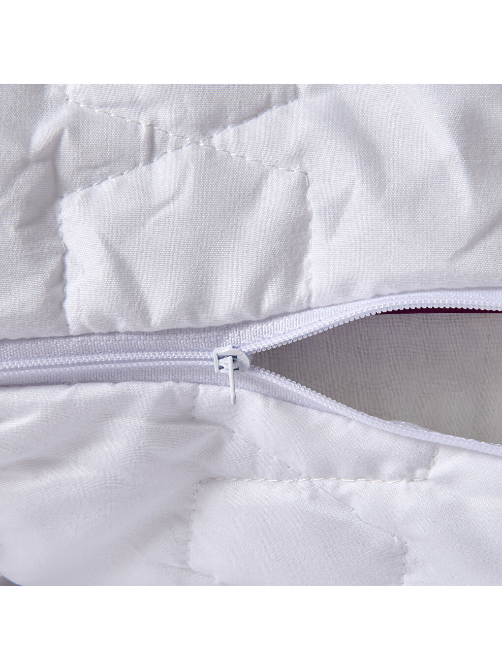 Soft Sıvı Geçirmez Kapitoneli Yastık Alezi - Beyaz - 50x70 cm-3