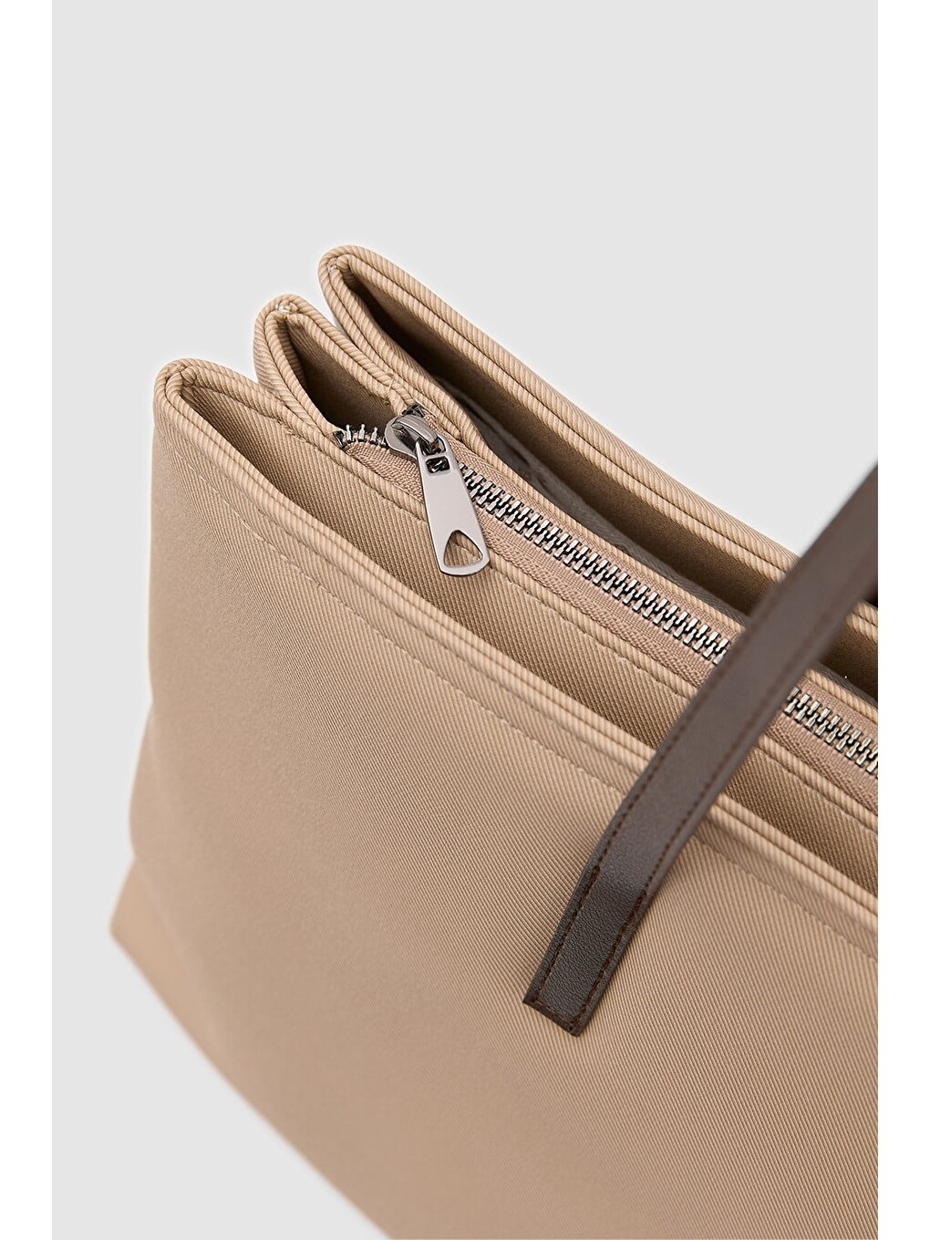 Kahverengi 15" Twill Dokulu Teknik Kumaş Laptop Çantası Sütlü Kahve-5