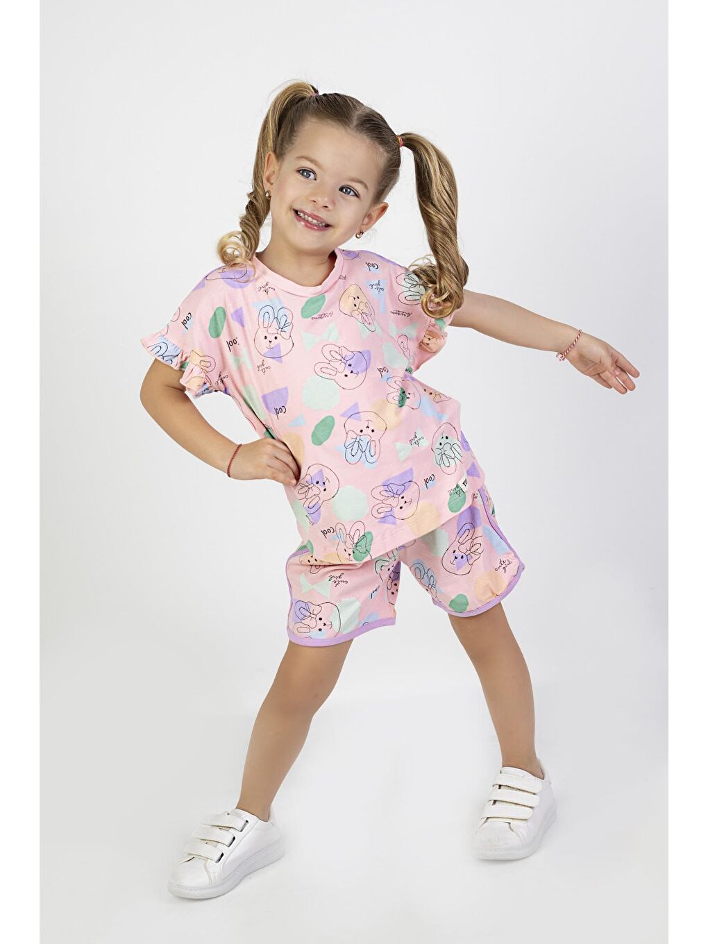 Pembe Kız Çocuk  Kısa Kollu Şortlu Tavşan Baskılı  Yazlık Basic Takım 2-5 yaş-2