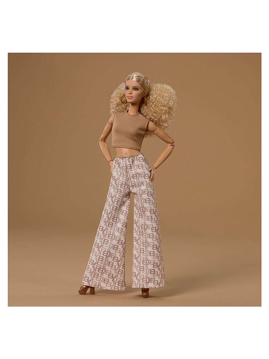 Barbie Basics 07 Siyah Uzun Saçlı Jjx26-1