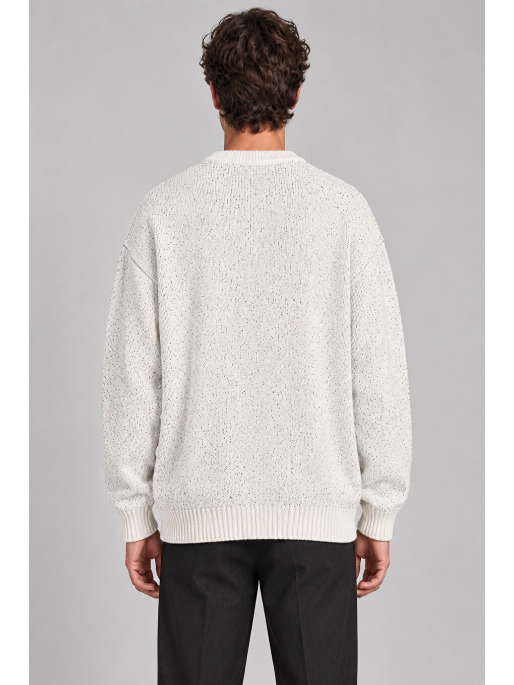 Beyaz Yarım Oversize Baskılı Kışlık Kazak Dp 16651_10071-2