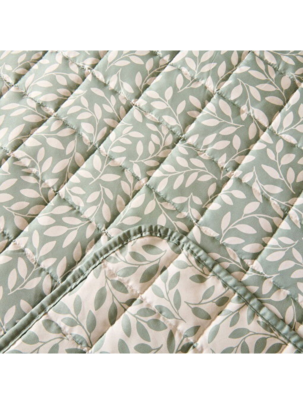 Soft Sylvara Çok Amaçlı Çift Kişilik Yatak Örtüsü Seti - Yeşil-2