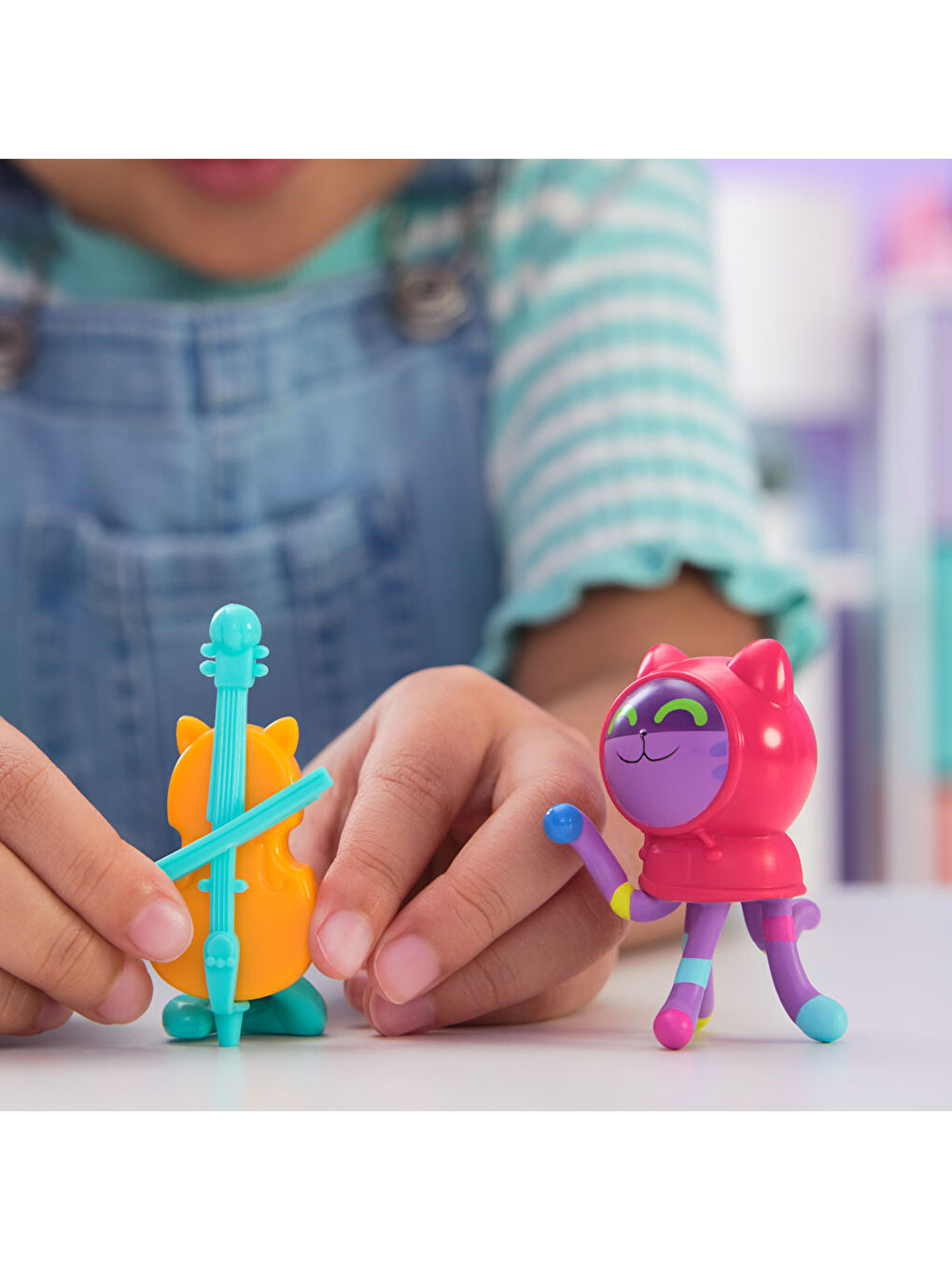 Gabby nin Hayal Evi Mini Aksesuarlı Figür Daniel DJ Cat-Cello 6071670-1