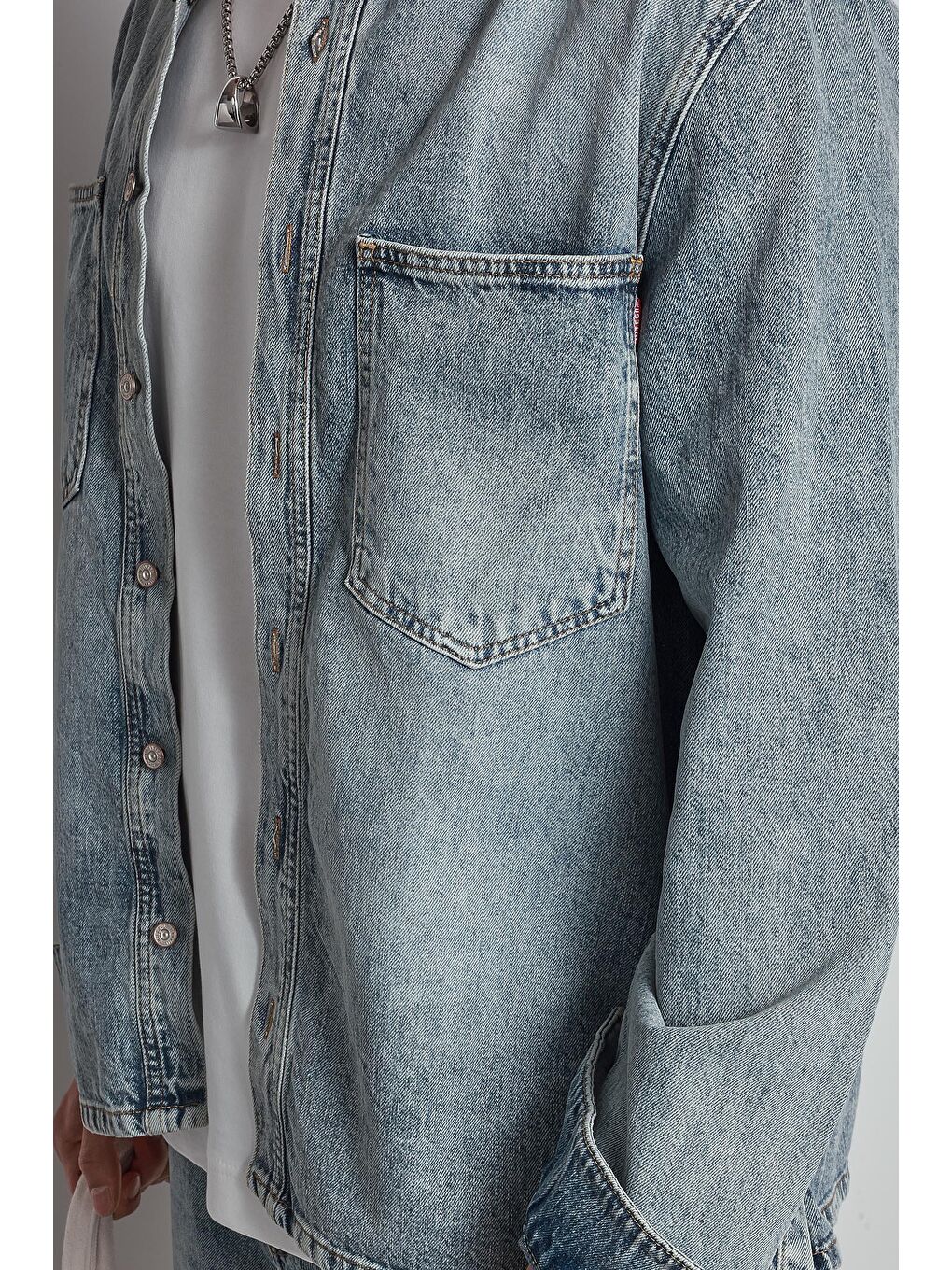 Erkek Oversize Yıkamalı Denim Gömlek Mavi-4