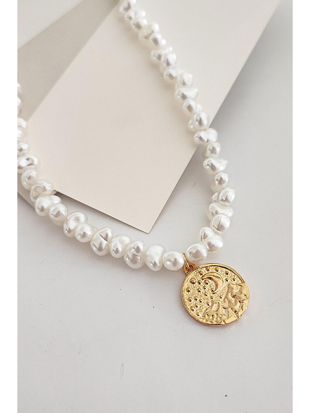 Beyaz Gökyüzü Uçlu Suni Barok İnci Kolye-1