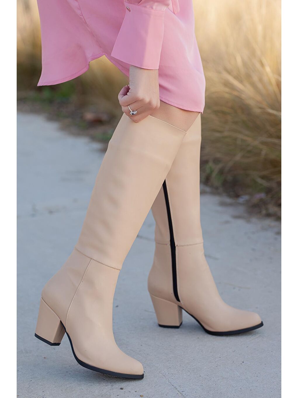 Bej D0570 Kadın Günlük Çizme