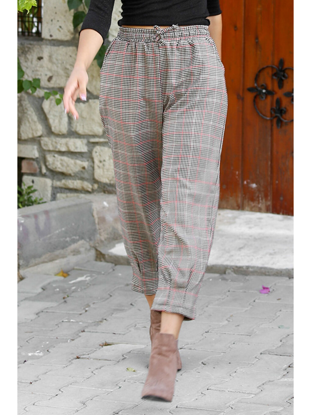 Gri-Siyah Ekose Çift Cepli Dokuma Dar Lastikli Bel Jogger Paça Casual Pantolon