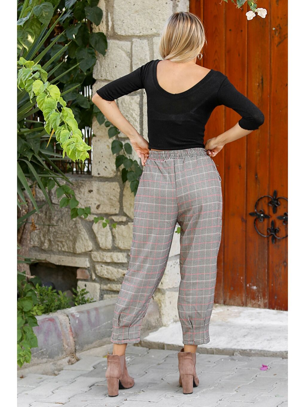 Gri-Siyah Ekose Çift Cepli Dokuma Dar Lastikli Bel Jogger Paça Casual Pantolon-1