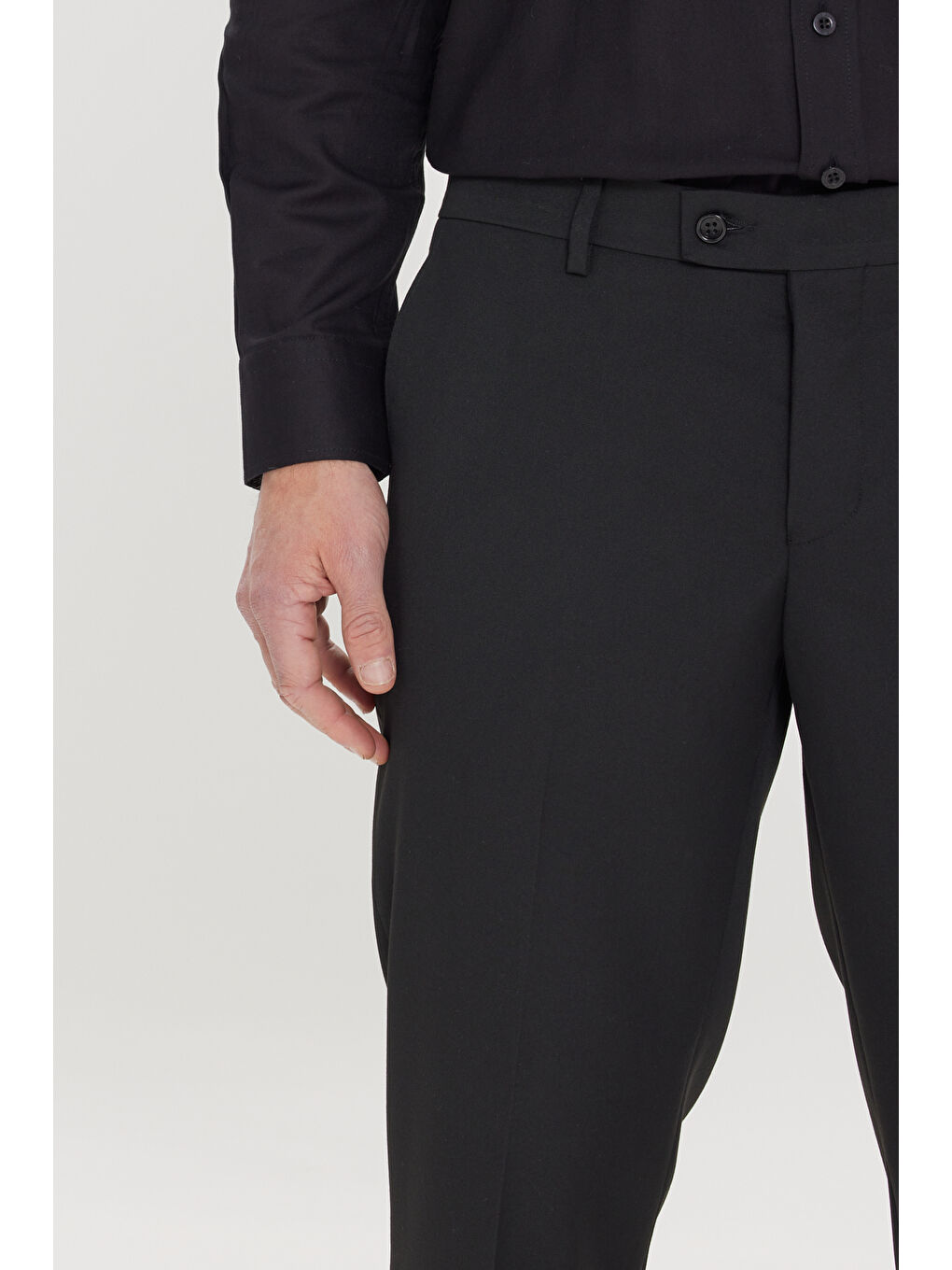 Erkek Siyah Regular Fit Geniş Kesim Yan Cep Klasik Pantolon-3