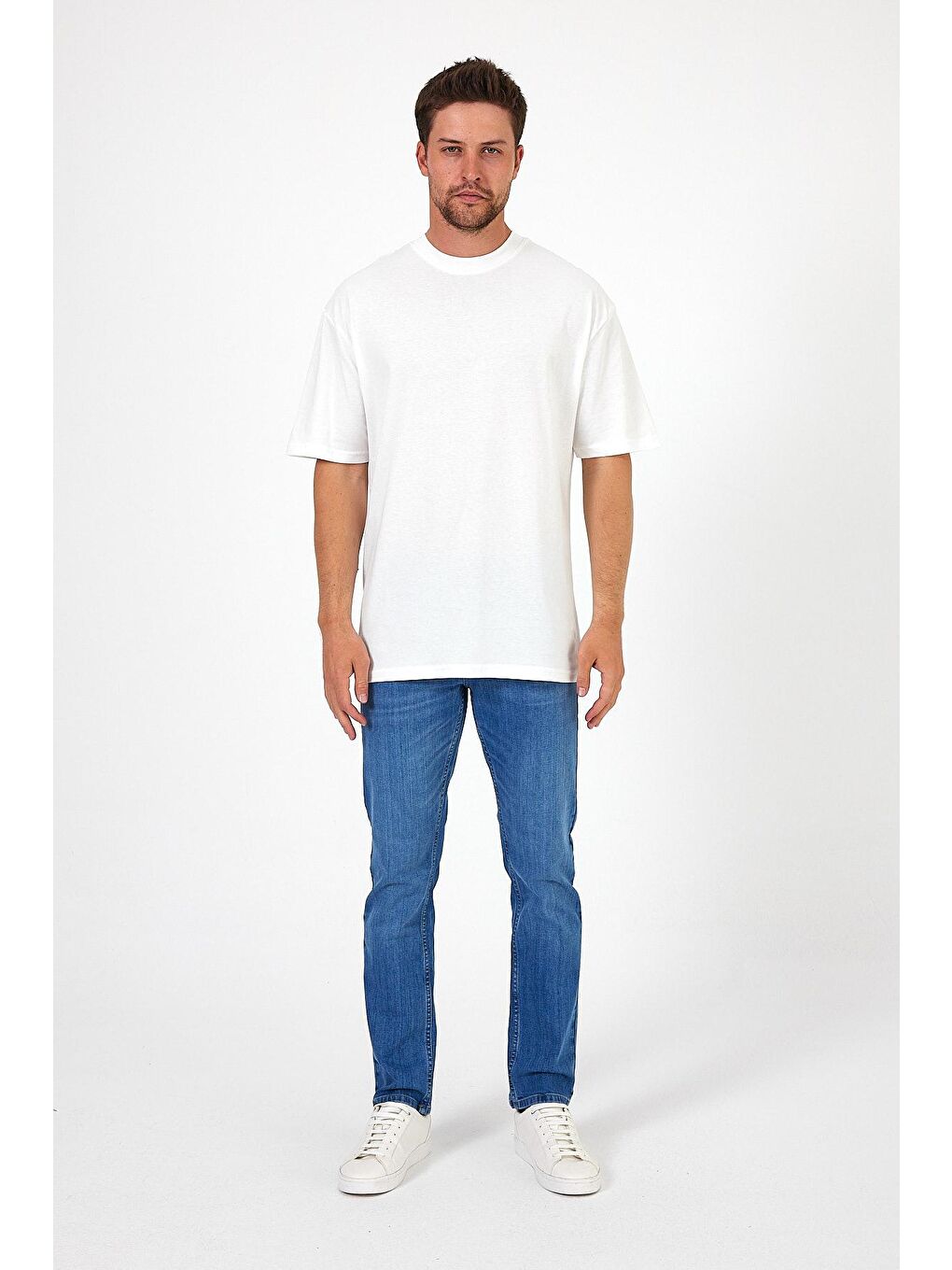 Beyaz Bisiklet Yaka Baskılı Erkek Tişört 7024-4