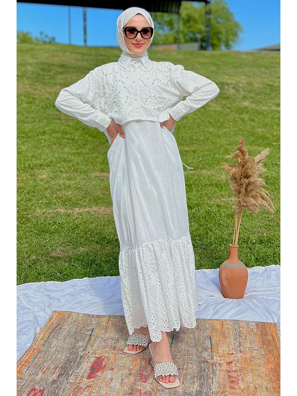 Beyaz Kolsuz Elbise Taş Ve İncili Gömlek Tesettür İkili Takım-1