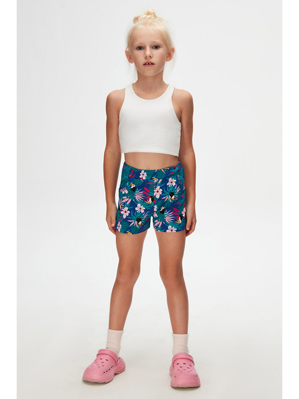 Karışık Kız Çocuk Tropical Parrot Desen Cepli Şort