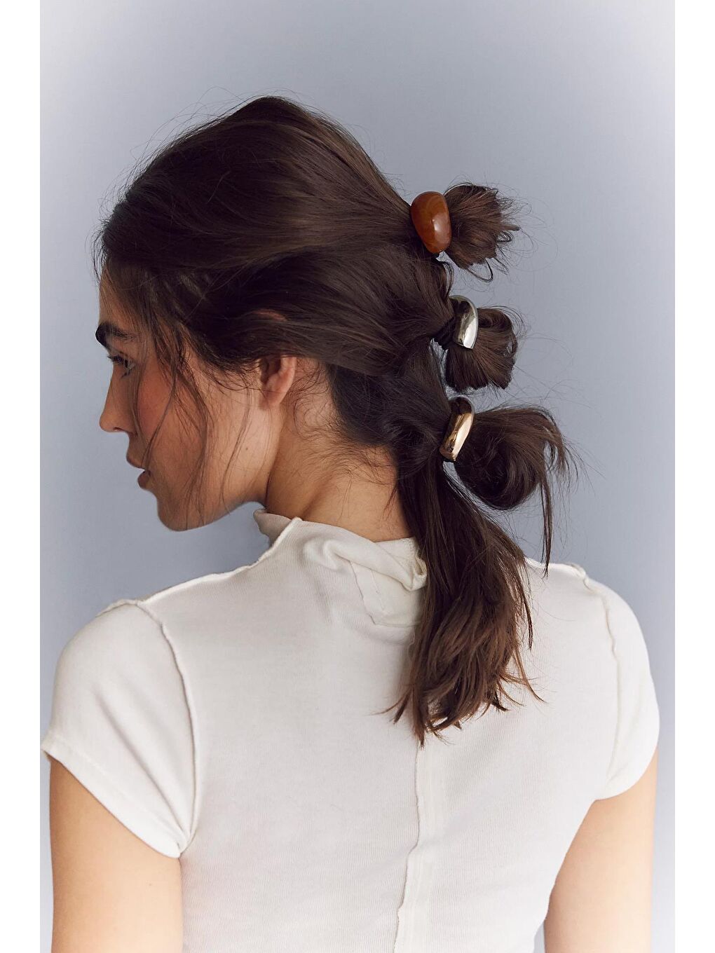 Kahverengi Akrilik Lastikli At Kuyruğu Tokası-4