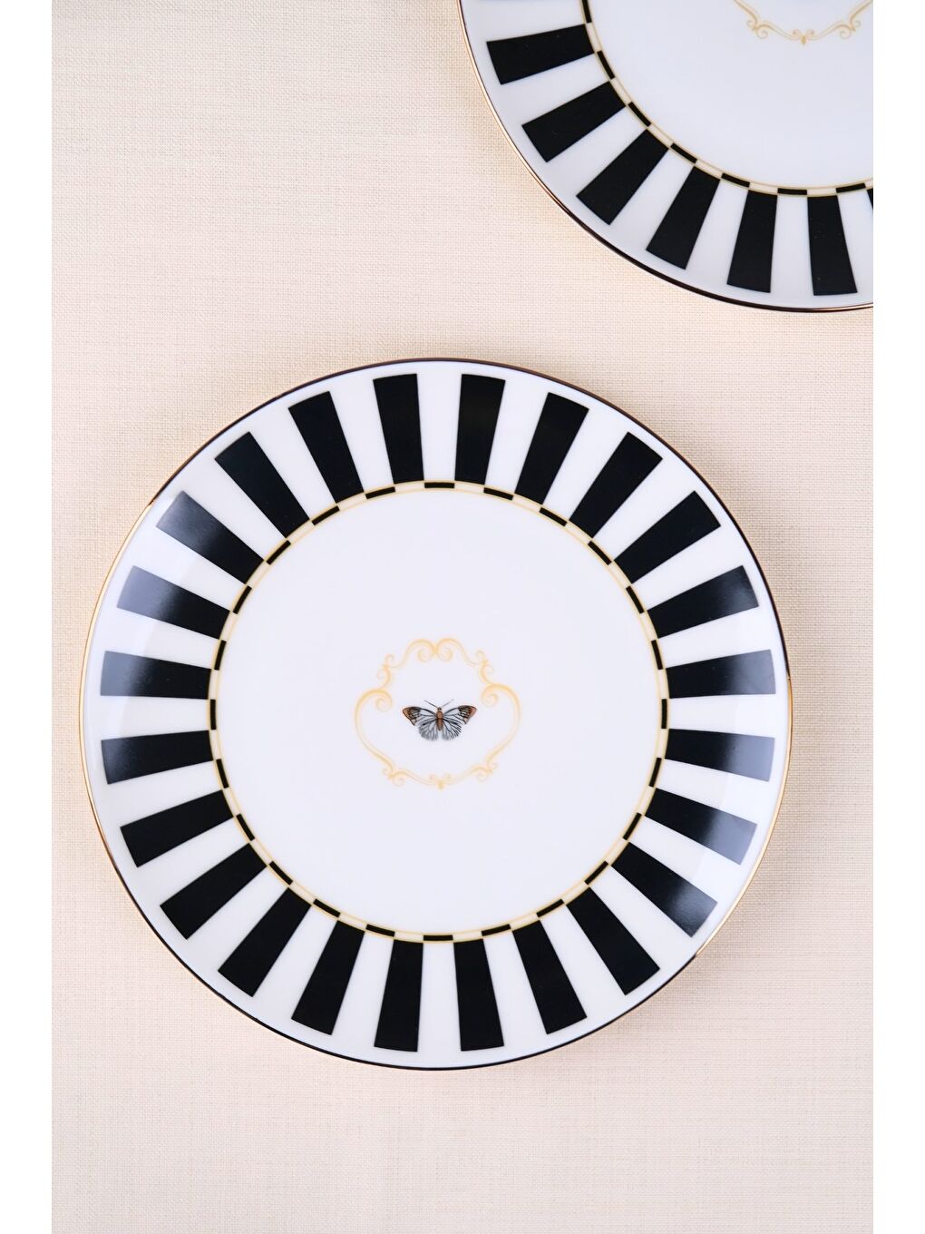 Karışık Porselen Butterfly Collection Altın Yaldızlı Pasta Tabağı Siyah 20,50cm 2 li-5