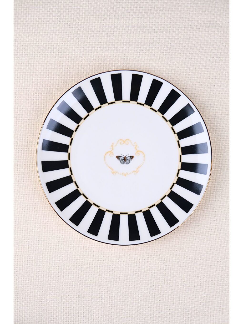 Karışık Porselen Butterfly Collection Altın Yaldızlı Pasta Tabağı Siyah 20,50cm Tekli-4
