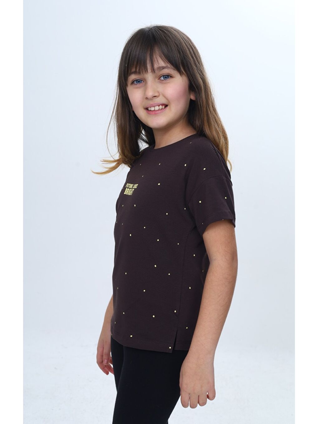 Kahverengi Kız Çocuk Bisiklet Yaka Düşük Omuz Kısa Kollu  Baskılı Tişört 24983-1