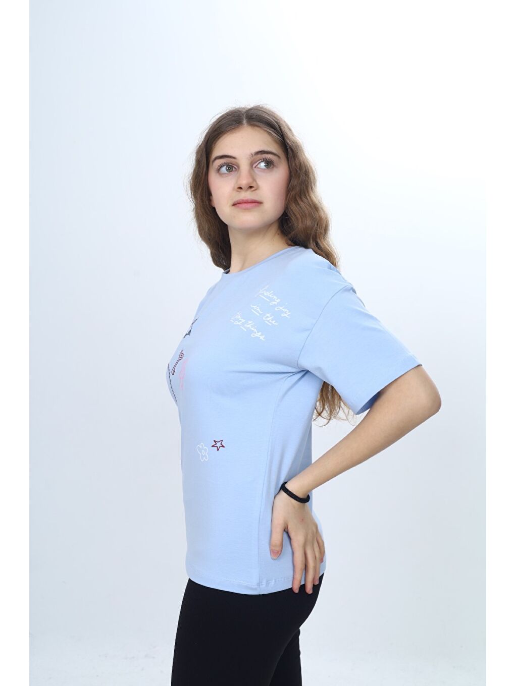 Lila Kız Çocuk Bisiklet Yaka Düşük Omuz Kısa Kollu Kalp Nakışlı Baskılı Tişört  24969-2