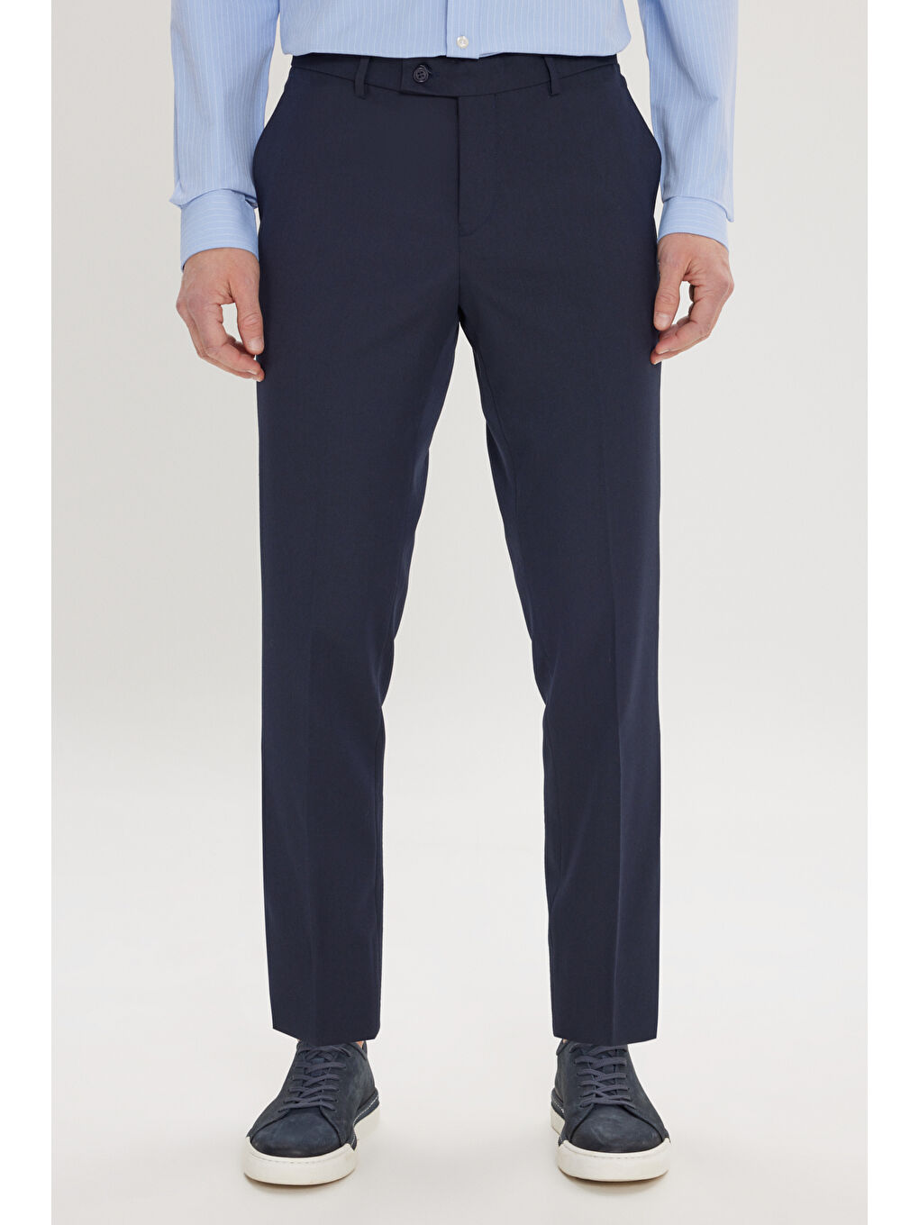 Erkek Lacivert Regular Fit Geniş Kesim Yan Cep Klasik Pantolon-1