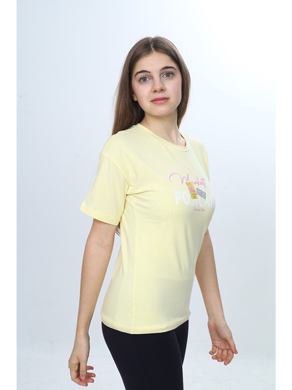 Sarı Kız Çocuk Bisiklet Yaka Düşük Omuz Kısa Kollu Baskılı Tişört 24971-1