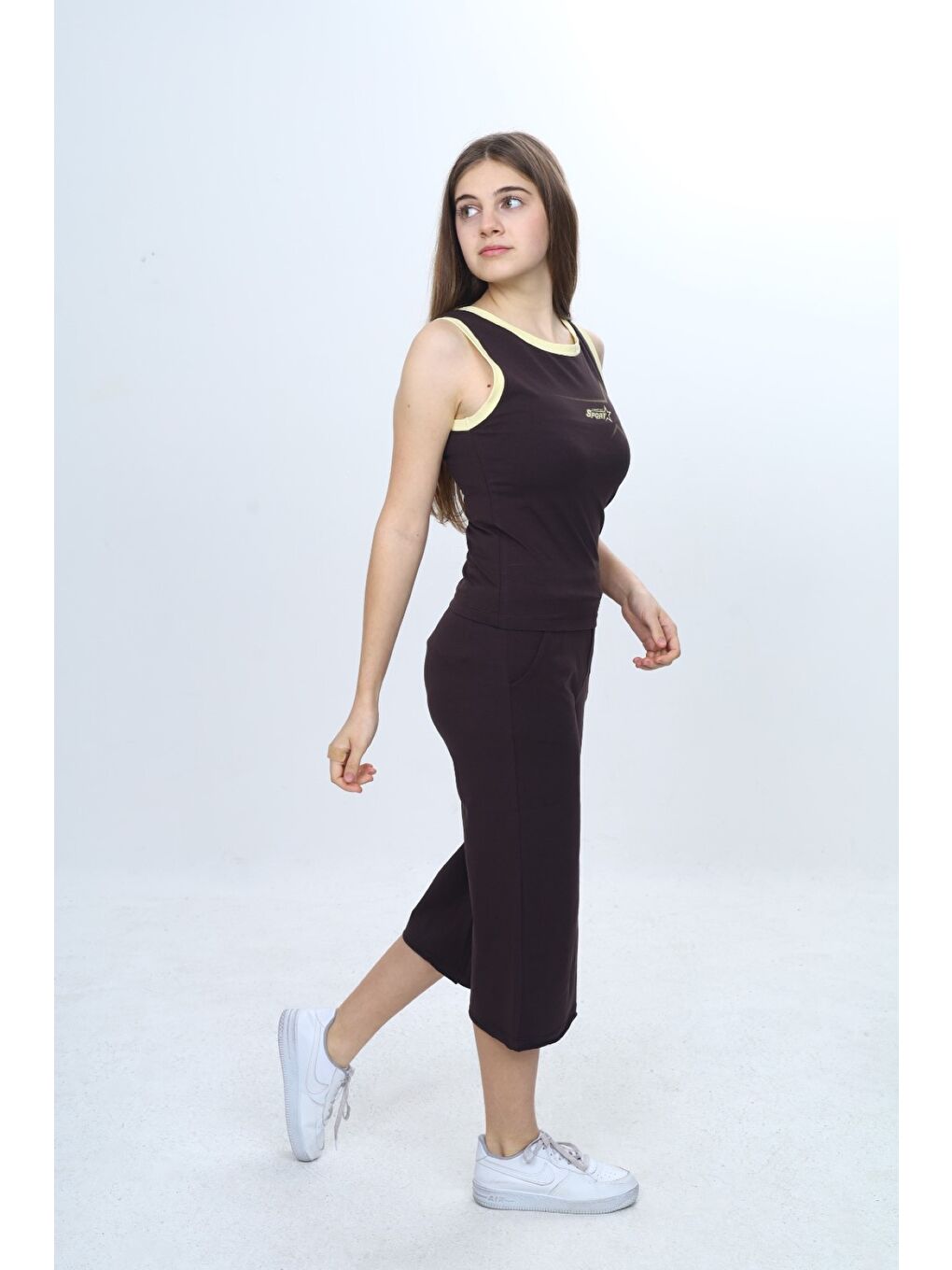 Kahverengi Kız Çocuk 2'li Takım Bisiklet Yaka Baskılı Atlet & Beli Lastikli Bol Paça Baskılı Kapri 24997-2