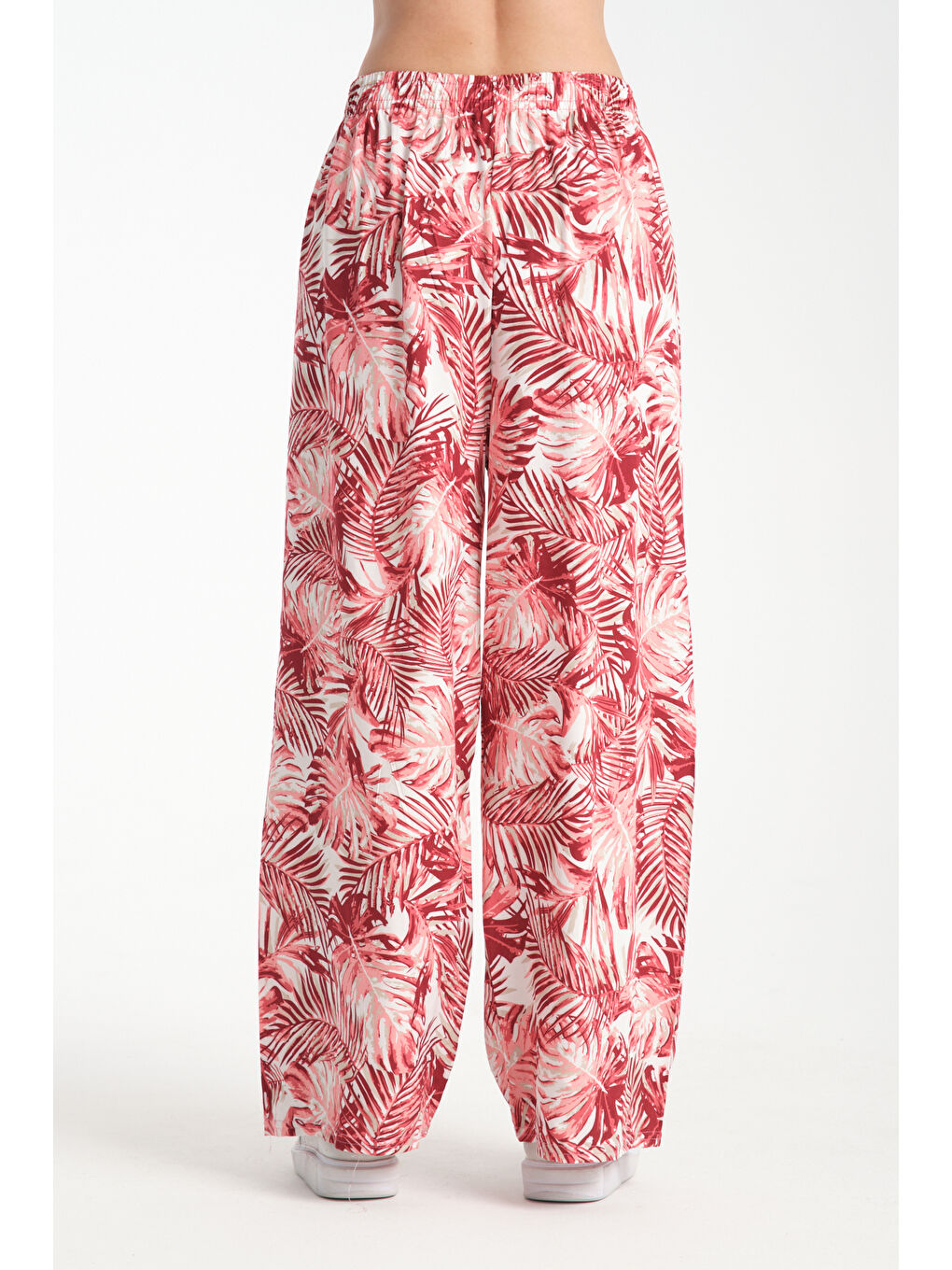 Pembe Kadın Hwai Desenli Dökümlü Viskon Pantolon 1066-3