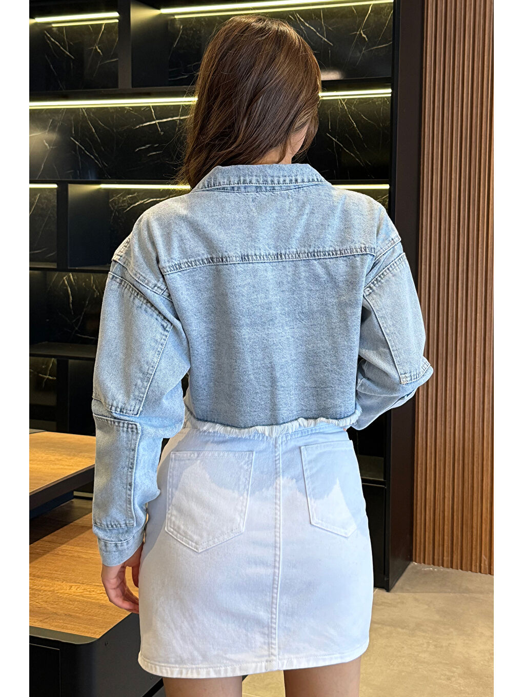 GÜLSELİ Bebek Mavisi Püskül Detaylı Crop Top  Jean Ceket - 1