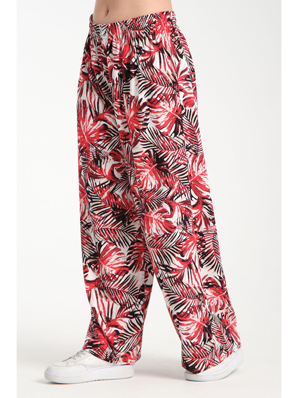 Kırmızı Kadın Hwai Desenli Dökümlü Viskon Pantolon 1066-2
