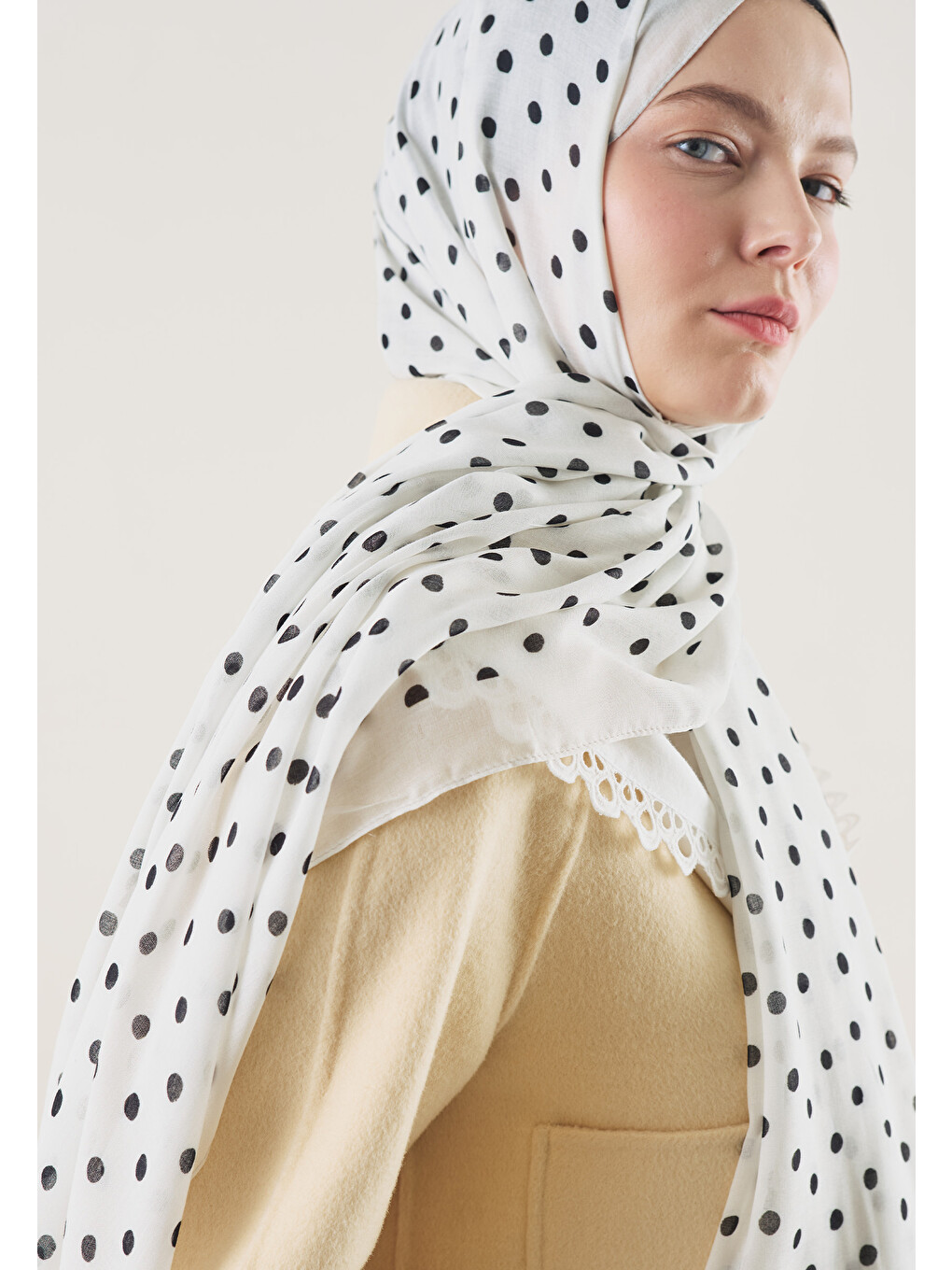 Small Polka Dots Desen Rami Şal Ekru-2
