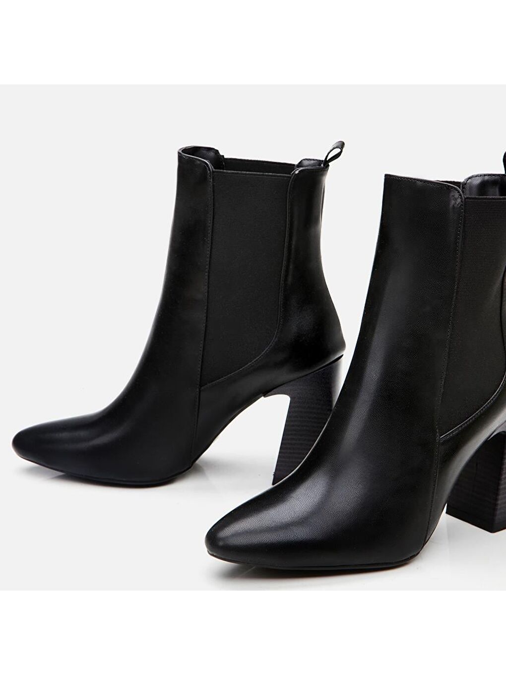 Siyah Kadın Topuklu Bot-4