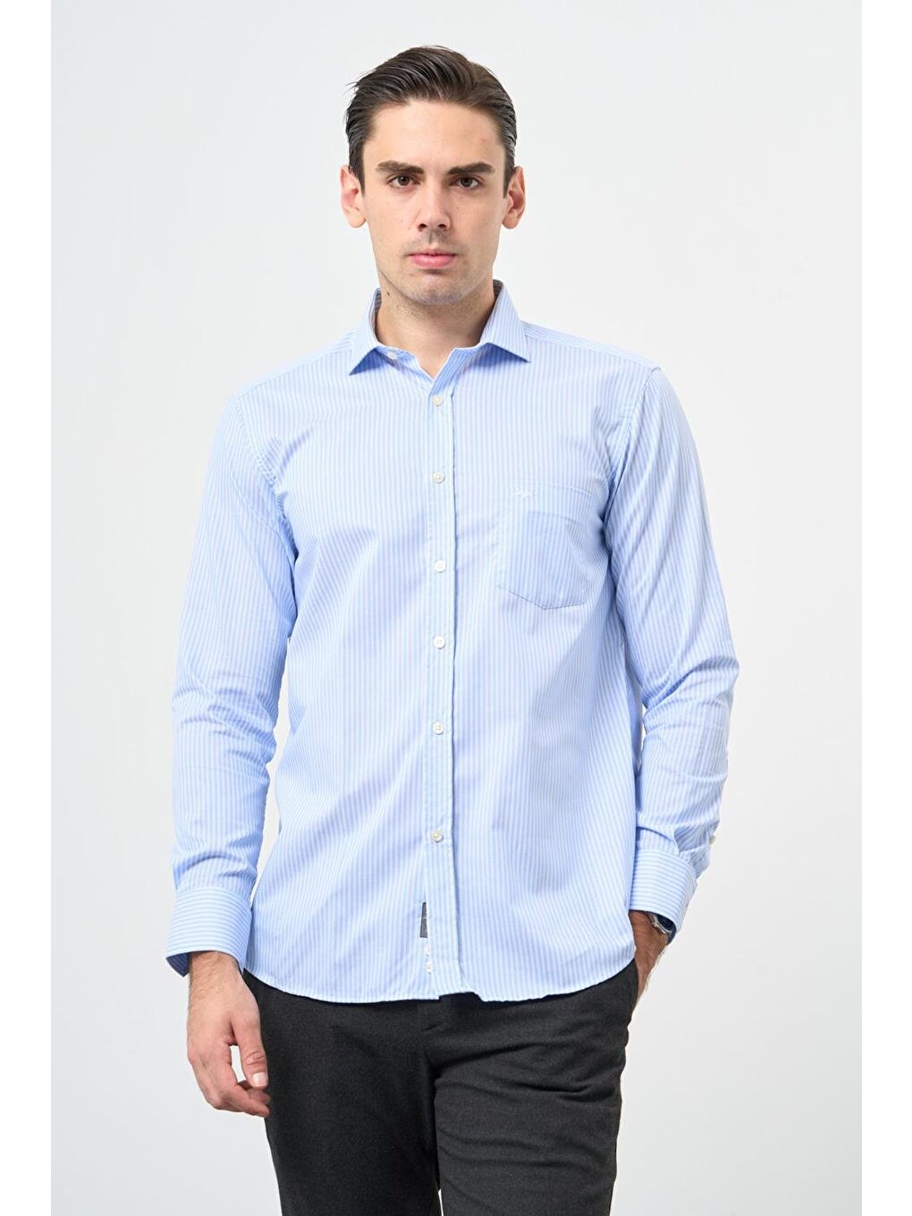 Koyu Mavi Uzun Kol Desen Yarım İtalyan Yaka Cepli Pamuklu Classic Comfort Fit Gömlek 1004245195