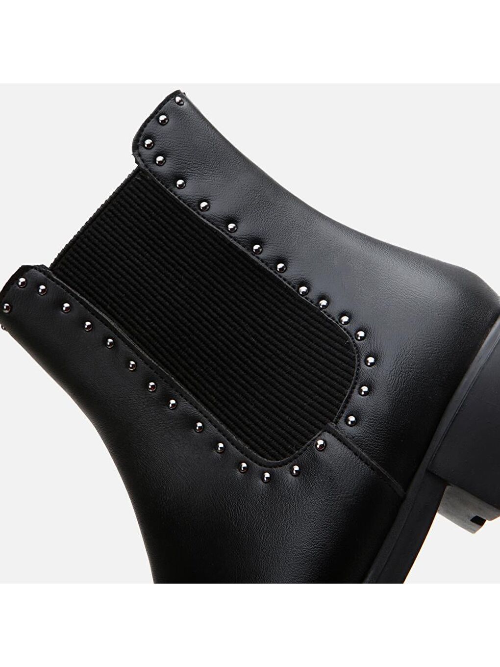 Siyah Kadın Zımbalı Düz Bot-6