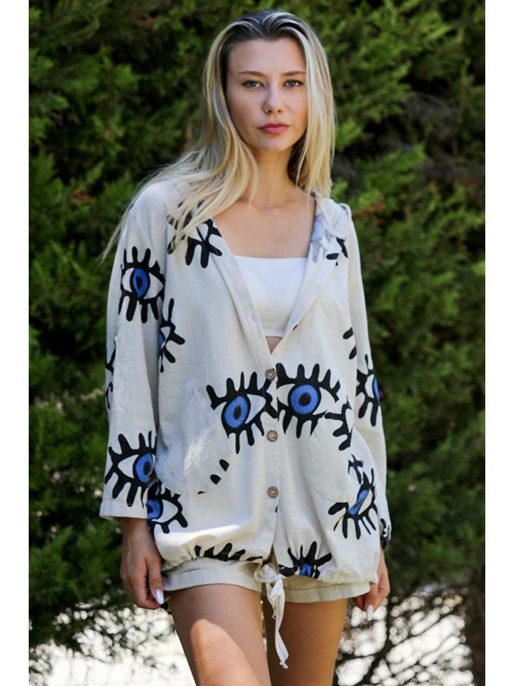 Bej Kapüşonlu Düğmeli Uzun Kollu Allover Baskılı Dokuma Casual Pamuklu Ceket-4